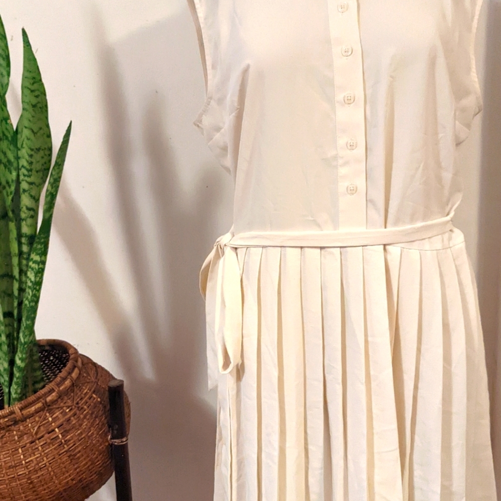 Modcloth pleated dress